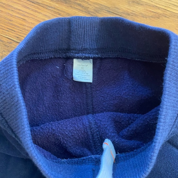 Carters boys sweatpants - size 4t - Picture 2 of 3